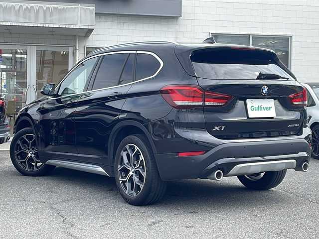 ＢＭＷ Ｘ１ xDrive 18d xライン 三重県 2021(令3)年 5.2万km サファイアブラックP ハイラインパッケージ/・パーフォレーション革シート/・D/N席シートヒーター/・木目調インパネ加飾/コンフォートパッケージ/・リアシートスライディング/・ワイヤレスチャージング/パークディスタンスコントロール/・パーキングアシスト/・アクティブクルーズコントロール/ドライビングアシスト/・レーンディパーチャーウォーニング/・前車接近警告機能/・衝突回避/被害軽減ブレーキ/1オーナー/4WD/ターボ/純正HDDナビゲーション/【MSV/Bluetooth/USB】/バックカメラ/ETC/前後ドライブレコーダー/パワーバックドア/D/N席パワーシート/D/N席シートヒーター/オートライト/LEDヘッドランプ/225/50R18インチ純正AW/プッシュスタート/スマートキー/スペアキー/純正フロアマット