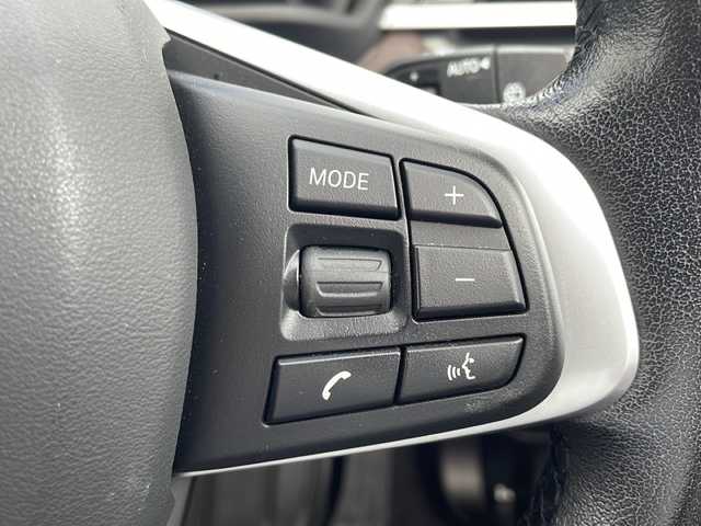 ＢＭＷ Ｘ１ xDrive 18d xライン 三重県 2021(令3)年 5.2万km サファイアブラックP ハイラインパッケージ/・パーフォレーション革シート/・D/N席シートヒーター/・木目調インパネ加飾/コンフォートパッケージ/・リアシートスライディング/・ワイヤレスチャージング/パークディスタンスコントロール/・パーキングアシスト/・アクティブクルーズコントロール/ドライビングアシスト/・レーンディパーチャーウォーニング/・前車接近警告機能/・衝突回避/被害軽減ブレーキ/1オーナー/4WD/ターボ/純正HDDナビゲーション/【MSV/Bluetooth/USB】/バックカメラ/ETC/前後ドライブレコーダー/パワーバックドア/D/N席パワーシート/D/N席シートヒーター/オートライト/LEDヘッドランプ/225/50R18インチ純正AW/プッシュスタート/スマートキー/スペアキー/純正フロアマット