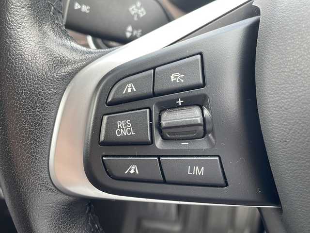 ＢＭＷ Ｘ１ xDrive 18d xライン 三重県 2021(令3)年 5.2万km サファイアブラックP ハイラインパッケージ/・パーフォレーション革シート/・D/N席シートヒーター/・木目調インパネ加飾/コンフォートパッケージ/・リアシートスライディング/・ワイヤレスチャージング/パークディスタンスコントロール/・パーキングアシスト/・アクティブクルーズコントロール/ドライビングアシスト/・レーンディパーチャーウォーニング/・前車接近警告機能/・衝突回避/被害軽減ブレーキ/1オーナー/4WD/ターボ/純正HDDナビゲーション/【MSV/Bluetooth/USB】/バックカメラ/ETC/前後ドライブレコーダー/パワーバックドア/D/N席パワーシート/D/N席シートヒーター/オートライト/LEDヘッドランプ/225/50R18インチ純正AW/プッシュスタート/スマートキー/スペアキー/純正フロアマット