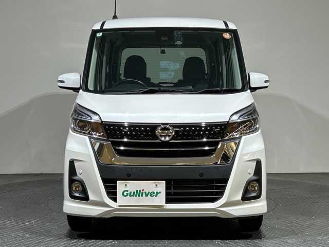日産 デイズ ルークス ハイウェイスターX 愛媛県 2020(令2)年 2.9万km ホワイトパール 社外ナビ/ワンセグ／Ｂｌｕｅｔｏｏｔｈ／ＣＤ／ＤＶＤ/全方位カメラ/衝突軽減ブレーキ/ＥＴＣ/前後ドライブレコーダー/前後コーナーセンサー/オートマチックハイビーム/片側パワースライドドア