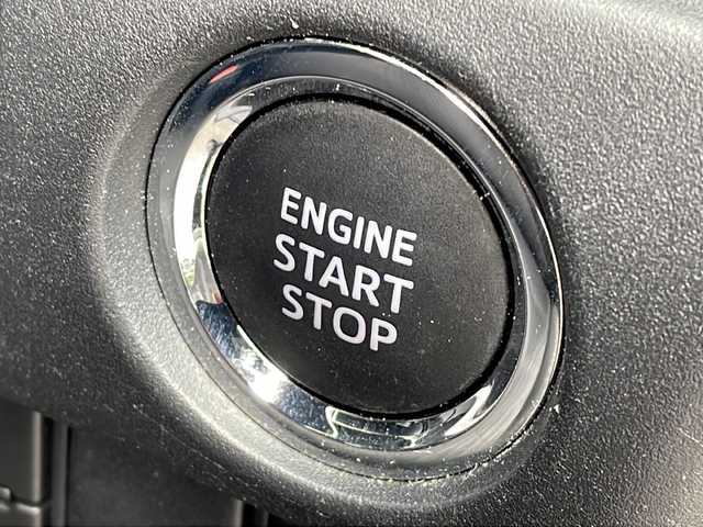 トヨタ ヴォクシー ZS 長野県 2017(平29)年 4.6万km ブラック トヨタセーフティセンス/純正１０型ナビフルセグTV/純正１２型フリップダウンモニター/両側パワースライドドア/バックカメラ/ビルトインETC/LEDヘッドライト/純正１６インチアルミ/クルーズコントロール