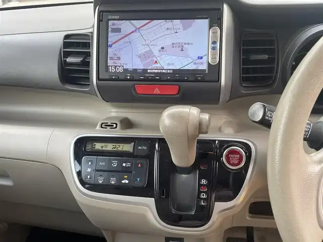 ホンダ Ｎ ＢＯＸ ＋ G Lパッケージ 静岡県 2014(平26)年 10.9万km カトラリーシルバーM ワンオーナー/純正ナビ/CD/SD/片側パワースライドドア/前方ドライブレコーダー/ETC/HIDヘッドライト/オートライト/スマートキー×2/保証書/取扱説明書/ナビ取扱説明書/H28/31/R3/5/7点検記録簿有