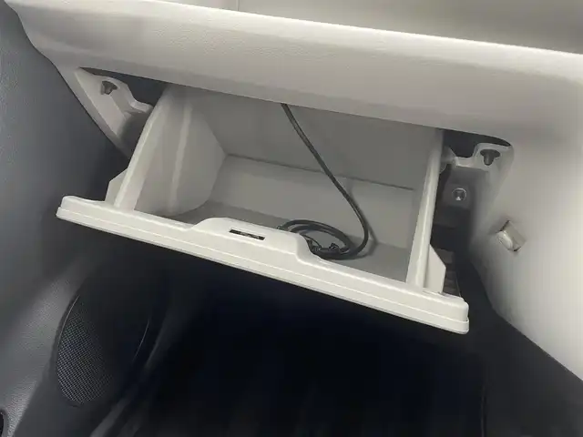 ダイハツ ミラ イース G SAⅢ 熊本県 2017(平29)年 3.1万km スカイブルーメタリック 純正ナビ/・AM/FM/CD/DVD/SD/iPod/BT/・フルセグTV/バックカメラ/横滑り防止機能/衝突被害軽減システム/アイドリングストップ/レーンキープアシスト/オートマチックハイビーム/前後コーナーセンサー/オートライト/・LEDライト/・ヘッドライトレベライザー/D/N席シートヒーター/前方ドライブレコーダー/ETC/電動格納ミラー/ドアバイザー/純正フロアマット/純正アルミホイール/スマートキー/・スペアキー