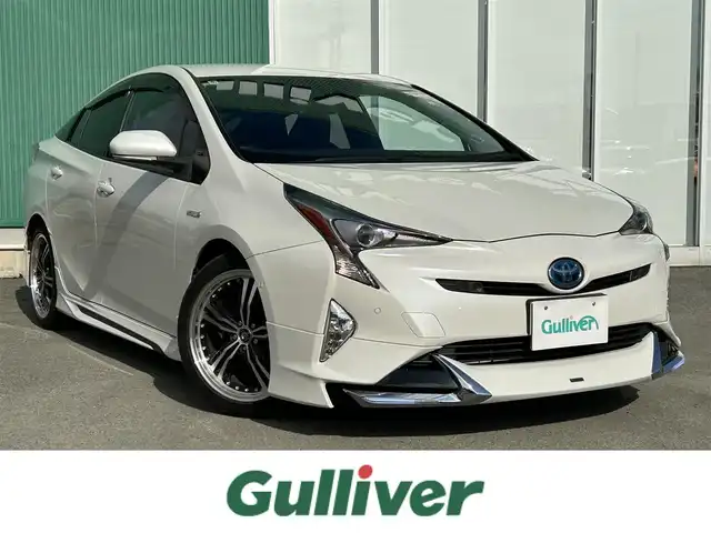 トヨタ プリウス A 福岡県 2016(平28)年 5.4万km ホワイトパールクリスタルシャイン 純正ナビ/・BT/・フルセグTV/・バックカメラ/純正ETC/クルーズコントロール/レーンキープアシスト/衝突被害軽減ブレーキ/LEDヘッドライト/オートライト/前後コーナーセンサー/パーキングアシスト/純正フロアマット/社外AW