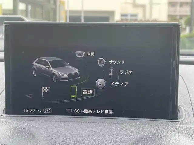 アウディ Ａ３ SB 1．4 TFSI スポーツ 兵庫県 2018(平30)年 8.5万km パール ワンオーナー/保証書/取扱説明書/純正メモリーナビ/バックカメラ/Bluetooth/ワンセグ/ステアリングスイッチ/純正フロアマット/純正アルミホイール/ETC2.0/ハーフレザー/シートヒーター/パドルシフト/オートライト/電動格納ミラー/スマートキー