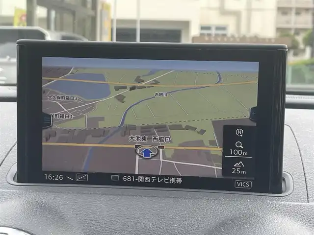 アウディ Ａ３ SB 1．4 TFSI スポーツ 兵庫県 2018(平30)年 8.5万km パール ワンオーナー/保証書/取扱説明書/純正メモリーナビ/バックカメラ/Bluetooth/ワンセグ/ステアリングスイッチ/純正フロアマット/純正アルミホイール/ETC2.0/ハーフレザー/シートヒーター/パドルシフト/オートライト/電動格納ミラー/スマートキー
