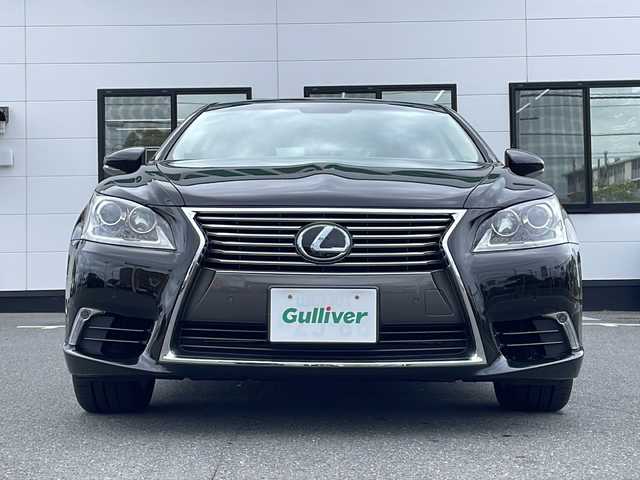 レクサス ＬＳ 460 バージョンC 山口県 2013(平25)年 9.7万km スターライトブラックガラスフレーク 純正ナビ/フルセグテレビ/Bluetooth/バックカメラ/クルーズコントロール/ブラインドスポットモニター/パワーシート/エアシート/シートヒーター/コーナーセンサー/ハンドルヒーター/ETC/純正フロアマット/純正18インチAW