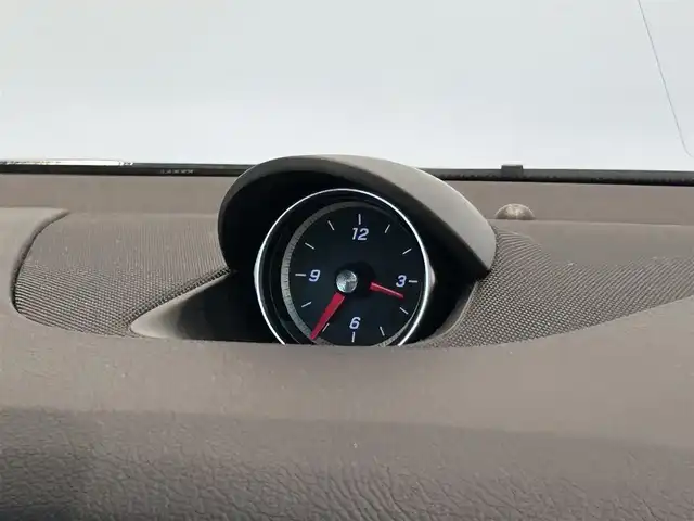 メルセデス・ベンツ ＳＬＣ１８０ スポーツ 福岡県 2019(令1)年 1.5万km オブシディアンブラック 黒革　/ＡＣＣ　/ＢＳＭ　/純正ナビ／フルセグ　/Ｂｌｕｅｔｏｏｔｈ　/Ｂカメラ　/ＡｐｐｌｅＣａｒＰｌａｙ　/ＡｎｄｒｏｉｄＡｕｔｏ　/メモリ付パワーシート　/シートヒーター　/パドルシフト　/純正１８インチＡＷ