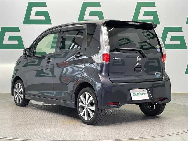 日産 デイズ ハイウェイスターG 鹿児島県 2013(平25)年 13.3万km プレミアムパープルP 純正７インチナビ【ＭＭ１１３Ｄ－Ｗ】/・ワンセグTV/・CD/・AM/FM/・SD　/アラウンドビューモニター　/アイドリングストップ　/革巻きステアリング　/ステアリングリモコン　/フロントフォグライト　/電動格納ミラー　/ドアバイザー　/純正アルミホイール/スマートキー/プッシュスタート