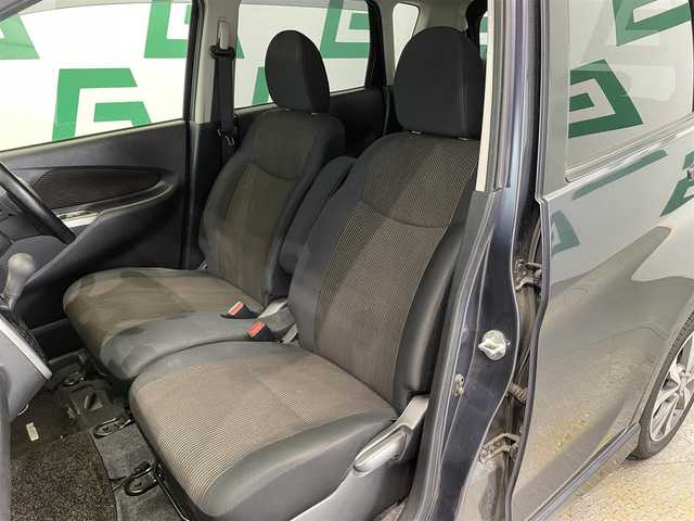 日産 デイズ ハイウェイスターG 鹿児島県 2013(平25)年 13.3万km プレミアムパープルP 純正７インチナビ【ＭＭ１１３Ｄ－Ｗ】/・ワンセグTV/・CD/・AM/FM/・SD　/アラウンドビューモニター　/アイドリングストップ　/革巻きステアリング　/ステアリングリモコン　/フロントフォグライト　/電動格納ミラー　/ドアバイザー　/純正アルミホイール/スマートキー/プッシュスタート