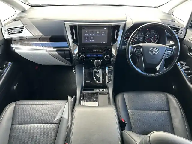 トヨタ アルファード S Cパッケージ 滋賀県 2020(令2)年 4.6万km ブラック 純正メモリーナビ/サンルーフ/Ｔｏｙｏｔａ　Ｓａｆｅｔｙ　Ｓｅｎｓｅ（プリクラッシュセーフティ）/デジタルインナーミラー/ドライブレコーダー/ETC/両側パワースライドドア/シートベンチレーション/ヒートシーター/ステアリングヒーター/クルーズコントロール/レーンキープアシスト/ブラインドスポットモニター/ブレーキホールド/電子パーキング/ステアリングスイッチ/オートハイビーム/オートライト/フルオートエアコン/パワーシート/電動格納ミラー/シートメモリー/プッシュスタート/横滑り防止装置/ECO MODE/ドアバイザー/ウッドコンビステアリング/nanoe/パワーバックドア/純正AW積込み冬用タイヤ　６ｍｍ　235/50/18