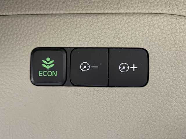 ホンダ Ｎ ＢＯＸ G L ホンダセンシング 沖縄県 2018(平30)年 6.3万km プレミアムピンクP 禁煙車/ホンダセンシング/社外ナビ/・ＣＤ／ＤＶＤ/バックカメラ/ビルトインＥＴＣ/ＵＳＢ入力端子/アクティブクルーズコントロール/衝突軽減ブレーキ/誤発進抑制機能/チップアップシート/ＬＥＤヘッドライト/片側パワースライド/スペアキー/取扱説明書/保証書