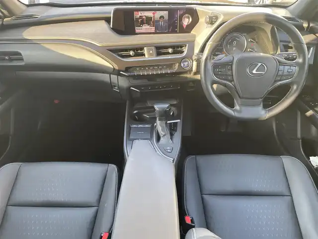 レクサス ＵＸ 250h バージョンC 長崎県 2021(令3)年 3.7万km テレーンカーキマイカM レクサスセーフティシステム/純正ナビ/（フルセグ・DVD・SD・BT・ミラキャスト・USB)/合皮レザーシート/運転席シートメモリー/パドルシフト/オートライト/LEDヘッドライト/ステアリングスイッチ/ステアリングヒーター/前席パワーシート/前席シートヒーター/ドライブレコーダー/ETC2.0/バックカメラ/レーダークルーズコントロール/レーンキープアシスト/クリアランスソナー/スペアキー