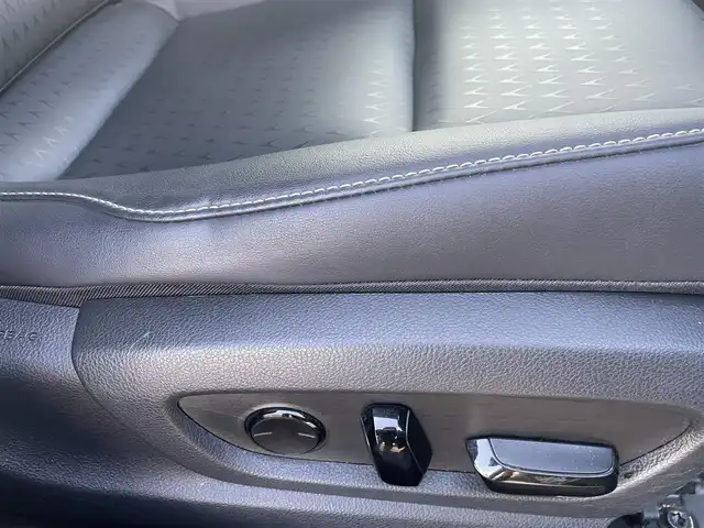 レクサス ＵＸ 250h バージョンC 長崎県 2021(令3)年 3.7万km テレーンカーキマイカM レクサスセーフティシステム/純正ナビ/（フルセグ・DVD・SD・BT・ミラキャスト・USB)/合皮レザーシート/運転席シートメモリー/パドルシフト/オートライト/LEDヘッドライト/ステアリングスイッチ/ステアリングヒーター/前席パワーシート/前席シートヒーター/ドライブレコーダー/ETC2.0/バックカメラ/レーダークルーズコントロール/レーンキープアシスト/クリアランスソナー/スペアキー