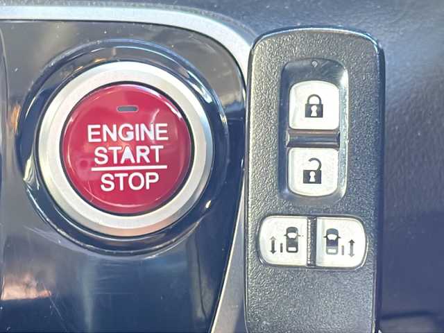 ホンダ Ｎ ＢＯＸ SSパッケージ 愛媛県 2014(平26)年 5.7万km プレミアムホワイトパール ワンオーナー/社外メモリナビ/・フルセグTV/・Bluetooth接続/・CD/DVD再生/・AM/FM/両側パワースライドドア/フリップダウンモニター/前席シートヒーター/前方ドライブレコーダー/オートライト/純正14インチAW/ベンチシート/チップアップシート/スマートキー/スペアキー/保証書