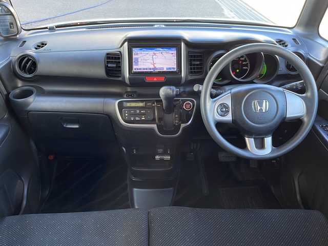 ホンダ Ｎ ＢＯＸ SSパッケージ 愛媛県 2014(平26)年 5.7万km プレミアムホワイトパール ワンオーナー/社外メモリナビ/・フルセグTV/・Bluetooth接続/・CD/DVD再生/・AM/FM/両側パワースライドドア/フリップダウンモニター/前席シートヒーター/前方ドライブレコーダー/オートライト/純正14インチAW/ベンチシート/チップアップシート/スマートキー/スペアキー/保証書