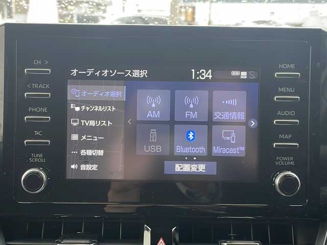 トヨタ カローラツーリング S 愛知県 2020(令2)年 3.5万km ブラックマイカ /禁煙者//ワンオーナー//純正16AW//純正ナビ付ディスプレイオーディオ//Bluetooth/フルセグ/ミラキャスト//バックカメラ//ビルトインETC//前後ドライブレコーダー//シートヒーター(前席)//アダプティブクルーズコントロール//レーントレーシングアシスト//衝突被害軽減システム//横滑り防止装置//盗難防止装置//先行車発進通知//ブラインドスポットモニター//リアクロトラフィックオートブレーキ//前後クリアランスソナー//パーキングサポートブレーキ//ロードサインアシスト//電子制御パーキングブレーキ//ブレーキホールド//トラクションコントロール//本革巻きステアリング//ステアリングヒーター//ステアリングスイッチ//LEDオートライト//オートマチックハイビーム//LEDルームランプ//純正フロアマット//保証書//取扱説明書//ディーラー記録簿　R3.4.5.6//スペアスマートキー//サマータイヤ付き純正AW積込み