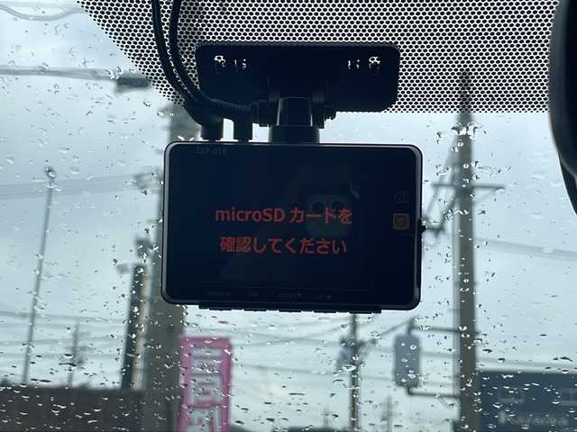 トヨタ カローラツーリング S 愛知県 2020(令2)年 3.5万km ブラックマイカ /禁煙者//ワンオーナー//純正16AW//純正ナビ付ディスプレイオーディオ//Bluetooth/フルセグ/ミラキャスト//バックカメラ//ビルトインETC//前後ドライブレコーダー//シートヒーター(前席)//アダプティブクルーズコントロール//レーントレーシングアシスト//衝突被害軽減システム//横滑り防止装置//盗難防止装置//先行車発進通知//ブラインドスポットモニター//リアクロトラフィックオートブレーキ//前後クリアランスソナー//パーキングサポートブレーキ//ロードサインアシスト//電子制御パーキングブレーキ//ブレーキホールド//トラクションコントロール//本革巻きステアリング//ステアリングヒーター//ステアリングスイッチ//LEDオートライト//オートマチックハイビーム//LEDルームランプ//純正フロアマット//保証書//取扱説明書//ディーラー記録簿　R3.4.5.6//スペアスマートキー//サマータイヤ付き純正AW積込み