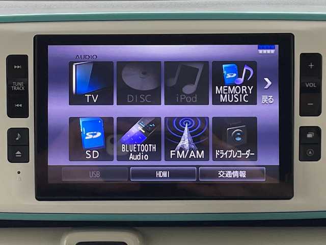 ダイハツ ムーヴ キャンバス G メイクアップ VS SAⅢ 滋賀県 2021(令3)年 1.1万km パールホワイトⅢ/ファインミントメタリック 2トーン 純正8インチメーカーナビ/(AM/FM/CD/DVD/iPod/SD/フルセグTV)/パノラマモニター/コーナーセンサー/シートヒーター/両側パワースライドドア/ETC/ドライブレコーダー/スマートアシスト/オートマチックハイビーム/オートライト/ステアリングスイッチ/横滑り防止装置/アイドリングストップ/プッシュスタート/純正フロアマット/電格ミラー/スマートキー/スペアキー