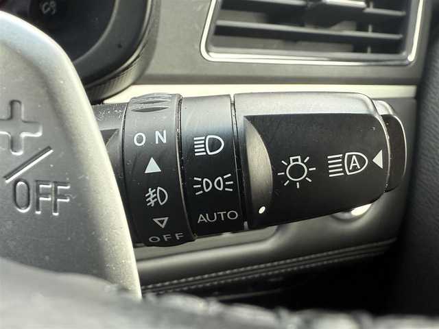 三菱 デリカＤ：５ G パワーパッケージ 愛知県 2023(令5)年 4.1万km ホワイトダイヤモンド /ワンオーナー//純正10インチナビ//純正フルセグTV//AM/FM/BT/DVD/CD/SD/USB/iPod/HDMI/AUX//ビルトインETC//電動サイドステップ//追従機能付きクルーズコントロール//横滑り防止装置//衝突被害軽減ブレーキ//ヒルスタートアシスト//誤発進抑制機能//電動パーキングブレーキ//オートホールドスイッチ//ドライブモードセレクター//ECO MODE//ステアスイッチ//パドルシフト//ステアリングヒーター//リヤヒーター//リヤクーラー//両側パワースライドドア//パワーバックドア//オートリトラミラー//パワーシート(D)/シートヒーター(D/N)//純正LEDオートライト//オートハイビーム//フロントフォグランプ//純正18インチアルミホイール//ドアバイザー//イモビライザー//ISOFIX//スマートキー//スペアキー1本//ダブル/カーテンエアバック//取扱説明書//ナビ説明書//保証書//記録簿(R6/R7)