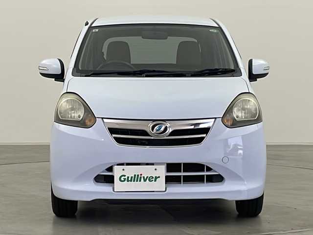 ダイハツ ミラ イース G 群馬県 2011(平23)年 3.8万km スカイブルー 雹害車　純正ナビ　ＴＶ　ＡＵＸ　スマートキー　プッシュスタート　アイドリングストップ　革巻きステアリング　純正１４インチアルミホイール　横滑り防止機能　電動格納ミラー　純正ドアバイザー　禁煙車