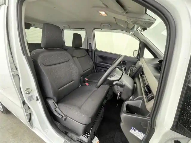 スズキ ワゴンＲ FX 大分県 2024(令6)年 0.7万km ピュアホワイトP 純正オーディオ　MANUAL-P/(CD/FM/AM/AUX)/ドラレコ前後/プッシュスタート/スマートキー×２/シートヒーター/コーナーセンサー/デュアルブレーキサポート/ヘッドライトレベライザー/誤発信抑制機能/車線逸脱警報装置/先行車発信お知らせ機能/ドアバイザー/プライバシーガラス/純正フロアマット
