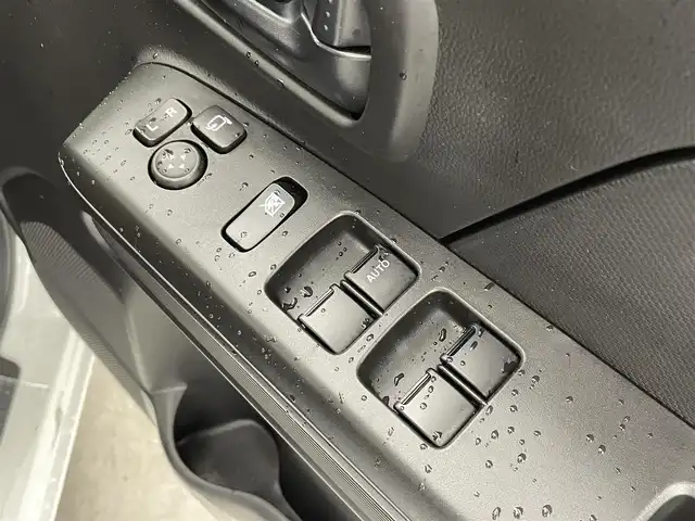 スズキ ワゴンＲ FX 大分県 2024(令6)年 0.7万km ピュアホワイトP 純正オーディオ　MANUAL-P/(CD/FM/AM/AUX)/ドラレコ前後/プッシュスタート/スマートキー×２/シートヒーター/コーナーセンサー/デュアルブレーキサポート/ヘッドライトレベライザー/誤発信抑制機能/車線逸脱警報装置/先行車発信お知らせ機能/ドアバイザー/プライバシーガラス/純正フロアマット