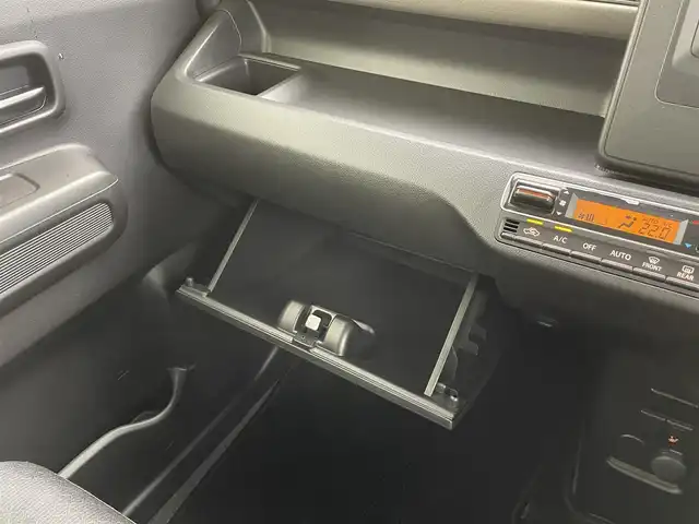 スズキ ワゴンＲ FX 大分県 2024(令6)年 0.7万km ピュアホワイトP 純正オーディオ　MANUAL-P/(CD/FM/AM/AUX)/ドラレコ前後/プッシュスタート/スマートキー×２/シートヒーター/コーナーセンサー/デュアルブレーキサポート/ヘッドライトレベライザー/誤発信抑制機能/車線逸脱警報装置/先行車発信お知らせ機能/ドアバイザー/プライバシーガラス/純正フロアマット