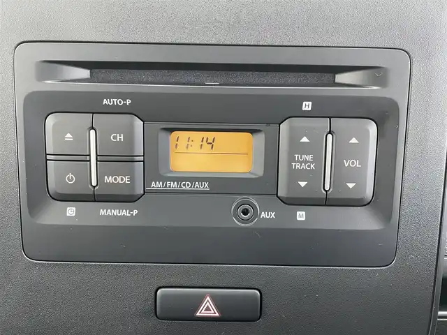 スズキ ワゴンＲ FX 大分県 2024(令6)年 0.7万km ピュアホワイトP 純正オーディオ　MANUAL-P/(CD/FM/AM/AUX)/ドラレコ前後/プッシュスタート/スマートキー×２/シートヒーター/コーナーセンサー/デュアルブレーキサポート/ヘッドライトレベライザー/誤発信抑制機能/車線逸脱警報装置/先行車発信お知らせ機能/ドアバイザー/プライバシーガラス/純正フロアマット