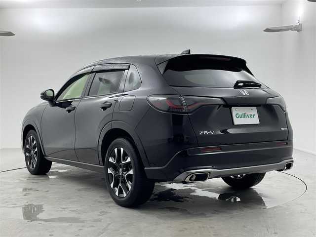 ホンダ ＺＲ－Ｖ ハイブリッド e:HEV Z 福井県 2023(令5)年 1.2万km クリスタルブラックパール ホンダセンシング/・衝突軽減ブレーキ/・車線逸脱警報機能/・クルーズコントロール（追従有）/純正Honda CONNECTディスプレー/【AM/FM/Bluetooth/フルセグTV/USB】/ETC2.0/ワイヤレス充電器/全方位カメラ/本革シート/パワーシート（運転席/助手席）/シートヒーター（運転席/助手席）/BOSEプレミアムサウンドシステム(12スピーカー)/プッシュスタート/スマートキー/スペアキー/オートライト/LEDヘッドライド/ドライブレコーダー