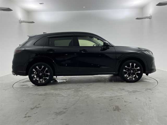 ホンダ ＺＲ－Ｖ ハイブリッド e:HEV Z 福井県 2023(令5)年 1.2万km クリスタルブラックパール ホンダセンシング/・衝突軽減ブレーキ/・車線逸脱警報機能/・クルーズコントロール（追従有）/純正Honda CONNECTディスプレー/【AM/FM/Bluetooth/フルセグTV/USB】/ETC2.0/ワイヤレス充電器/全方位カメラ/本革シート/パワーシート（運転席/助手席）/シートヒーター（運転席/助手席）/BOSEプレミアムサウンドシステム(12スピーカー)/プッシュスタート/スマートキー/スペアキー/オートライト/LEDヘッドライド/ドライブレコーダー