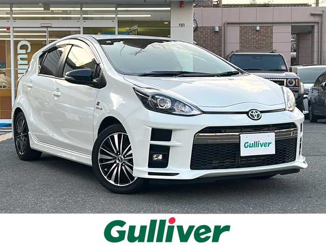 トヨタ アクア G GRスポーツ 大阪府 2018(平30)年 1.8万km ホワイトパールクリスタルシャイン ワンオーナー/純正ナビ【TV/BlueTooth】/バックカメラ/プリクラッシュセーフティ/クルーズコントロール/ドライブレコーダー/レーダー探知機/プッシュスタート/電動格納ミラー/社外16インチアルミホイール/ETC