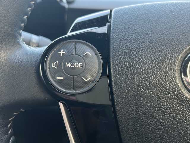 トヨタ アクア G GRスポーツ 大阪府 2018(平30)年 1.8万km ホワイトパールクリスタルシャイン ワンオーナー/純正ナビ【TV/BlueTooth】/バックカメラ/プリクラッシュセーフティ/クルーズコントロール/ドライブレコーダー/レーダー探知機/プッシュスタート/電動格納ミラー/社外16インチアルミホイール/ETC