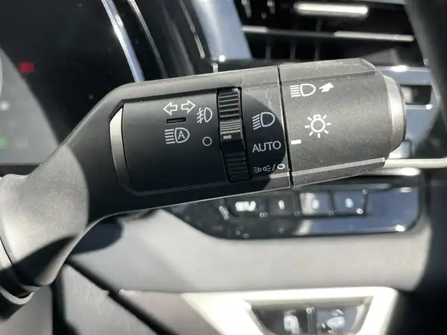 レクサス ＲＸ 500h Fスポーツパフォーマンス 千葉県 2023(令5)年 2.1万km ホワイトノーヴァガラスフレーク メーカーオプション/・パノラマルーフ/セーフティシステムプラス/・プリクラッシュセーフティ/・レーンディパーチャーアラート/・レーントレーシングアシスト/・レーンチェンジアシスト/・レーダークルーズコントロール/・ブレードスキャンアダプティブハイビームシステム/・ロードサインアシスト/・発進遅れ告知機能/・ドライバー異常時対応システム/・ドライバーモニター連携/・フロントクロストラフィックアラート/・プロアクティブドライビングアシスト/レクサスチームメイト/・アドバンストドライブ/・アドバンストパーク/BSM/パーキングサポートブレーキ/純正14型ディスプレイオーディオプラス/【ナビ/フルセグ/Bluetooth/USB/Miracast】/パノラミックビューモニター/ビルトインETC2.0/デジタルインナーミラー/HUD/おくだけ充電/アクセサリーコンセント/ステアリングヒーター/レザー/スエードコンビスポーツシート/全席シートベンチレーション/全席シートヒーター/全席パワーシート/パワーバックドア