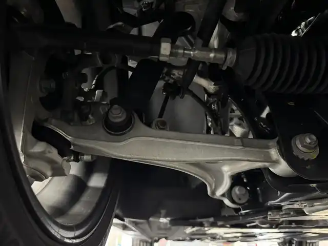 マツダ ロードスター S レザーパッケージ 三重県 2024(令6)年 1万km グレー プレミアムガソリン/FR/6F/純正 8.8インチナビ/（FM/AM/Bluetooth/USB/Amazon Alexa/CarPlay/AndroidAuto/TV）/バックカメラ/BOSEサウンドシステム/ドライブレコーダー 前方/ビルトイン ETC（助手席シート背面）/i-ACTIVSENSE/運転支援/・標識連動車速設定/・交通標識認識システム/・速度標識警報/・マツダレーダークルーズコントロール/リスク警報/・後側方車両接近検知/・車線逸脱警報/・ブラインドスポットモニタリング/・降車時警告/事故回避支援/・ディスタンス＆スピードアラート/・スマートブレーキサポート（前進・後進）/ドライバーアテンションアラート/・疲労・注意力低下警報/装備/・黒革シート/・シートヒーター（D/N）/・オートエアコン/・オートライト/・アダプティブLEDヘッドライト/・オートワイパー/・ステアリングスイッチ/・プッシュスタート/・純正16inAW/・入力用USB type-Cジャックx2/など/外装色：エアログレーメタリック［52C］