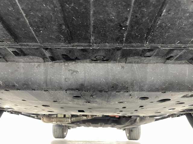 ホンダ ヴェゼル ハイブリッド RS ホンダセンシング 福島県 2017(平29)年 8.6万km クリスタルブラックパール 機関系不良/ホンダセンシング/・衝突軽減ブレーキ/・車線逸脱警報装置/・レーンキープアシスト/・レーダークルーズコントロール/・先行車発進お知らせ機能/純正7インチナビ/・型番：VXM-174VFi/・フルセグTV/Bluetooth/CD/DVD/・バックカメラ/・ETC/アイドリングストップ/電子パーキング/・オートホールド/革巻きステアリング/・ステアリングリモコン/・パドルシフト/ハーフレザーシート/・シートヒーター(運転席/助手席)/プッシュスタート/・スマートキー/LEDヘッドライト/・オートライト/・フォグライト/純正フロアマット/ドアバイザー