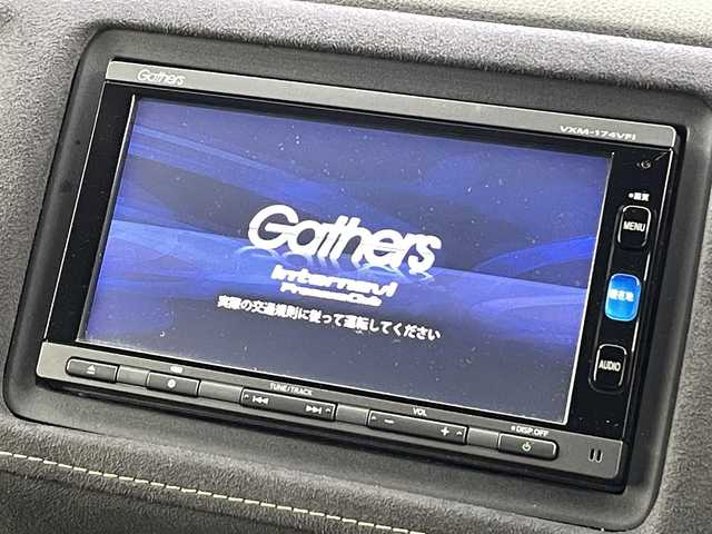 ホンダ ヴェゼル ハイブリッド RS ホンダセンシング 福島県 2017(平29)年 8.6万km クリスタルブラックパール 機関系不良/ホンダセンシング/・衝突軽減ブレーキ/・車線逸脱警報装置/・レーンキープアシスト/・レーダークルーズコントロール/・先行車発進お知らせ機能/純正7インチナビ/・型番：VXM-174VFi/・フルセグTV/Bluetooth/CD/DVD/・バックカメラ/・ETC/アイドリングストップ/電子パーキング/・オートホールド/革巻きステアリング/・ステアリングリモコン/・パドルシフト/ハーフレザーシート/・シートヒーター(運転席/助手席)/プッシュスタート/・スマートキー/LEDヘッドライト/・オートライト/・フォグライト/純正フロアマット/ドアバイザー