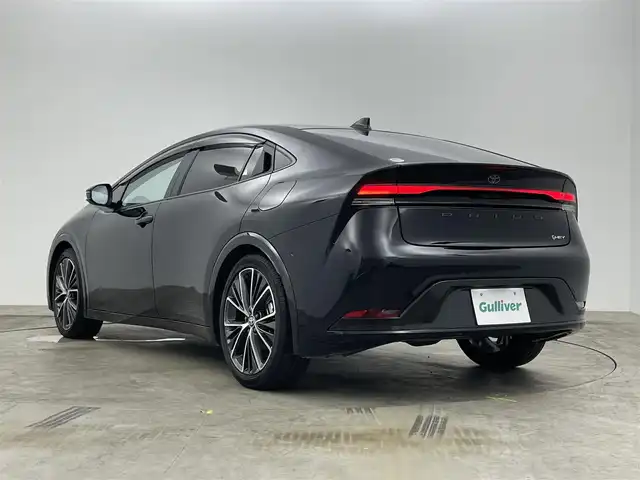 トヨタ プリウス Z 岡山県 2024(令6)年 0.5万km アティチュードブラックマイカ 12.3インチディスプレイオーディオ/ナビ/地デジ/BT/AppleCarPlay/パノラミックビューモニター/トヨタチームメイト/・アドバンストパーク/デジタルインナーミラー/黒合皮シート/シートヒーター /ベンチレーション/ステアリングヒーター/トヨタセーフティセンス /・プリクラッシュセーフティ/・レーントレーシングアシスト操蛇支援/・オートハイビーム/・レーダークルーズコントロール/ブラインドスポットモニター/パワーバックドア/LEDヘッドライト/オートライト /純正前後ドライブレコーダー/ビルトインETC2.0/置くだけ充電/AC100V/純正19インチアルミホイール/コーナーセンサー/プッシュスタート /スマートキー