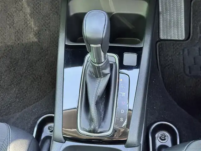 ホンダ ＷＲ－Ｖ Z+ 宮城県 2024(令6)年 0.6万km プラチナホワイトパール ホンダセンシング/・衝突軽減ブレーキ/・誤発進抑制機能/・後方誤発進抑制機能/・近距離衝突軽減ブレーキ/・歩行者事故低減ステアリング/・路外逸脱抑制機能/・アダプティブクルーズコントロール/・車線維持支援システム/・先行車発進お知らせ機能/・標識認識機能/・オートハイビーム/・パーキングセンサーシステム/純正ディスプレイオーディオ/バックカメラ/純正ドライブレコーダー/純正17インチＡＷ/パドルシフト/ハーフレザーシート/革巻きステアリング/ステアリングスイッチ/プッシュスタート/電動格納ミラーウィンカー/横滑り防止装置/ルーフレール/オートライト/LEDヘッドライト/LEDフォグ/スマートキー/ETC