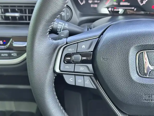 ホンダ ＷＲ－Ｖ Z+ 宮城県 2024(令6)年 0.6万km プラチナホワイトパール ホンダセンシング/・衝突軽減ブレーキ/・誤発進抑制機能/・後方誤発進抑制機能/・近距離衝突軽減ブレーキ/・歩行者事故低減ステアリング/・路外逸脱抑制機能/・アダプティブクルーズコントロール/・車線維持支援システム/・先行車発進お知らせ機能/・標識認識機能/・オートハイビーム/・パーキングセンサーシステム/純正ディスプレイオーディオ/バックカメラ/純正ドライブレコーダー/純正17インチＡＷ/パドルシフト/ハーフレザーシート/革巻きステアリング/ステアリングスイッチ/プッシュスタート/電動格納ミラーウィンカー/横滑り防止装置/ルーフレール/オートライト/LEDヘッドライト/LEDフォグ/スマートキー/ETC