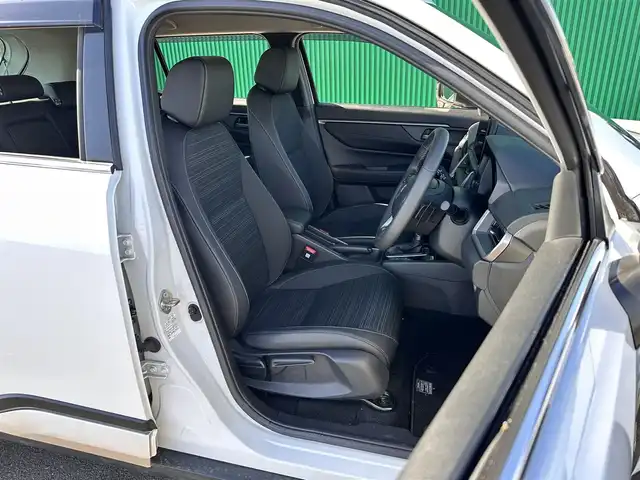 ホンダ ＷＲ－Ｖ Z+ 宮城県 2024(令6)年 0.6万km プラチナホワイトパール ホンダセンシング/・衝突軽減ブレーキ/・誤発進抑制機能/・後方誤発進抑制機能/・近距離衝突軽減ブレーキ/・歩行者事故低減ステアリング/・路外逸脱抑制機能/・アダプティブクルーズコントロール/・車線維持支援システム/・先行車発進お知らせ機能/・標識認識機能/・オートハイビーム/・パーキングセンサーシステム/純正ディスプレイオーディオ/バックカメラ/純正ドライブレコーダー/純正17インチＡＷ/パドルシフト/ハーフレザーシート/革巻きステアリング/ステアリングスイッチ/プッシュスタート/電動格納ミラーウィンカー/横滑り防止装置/ルーフレール/オートライト/LEDヘッドライト/LEDフォグ/スマートキー/ETC