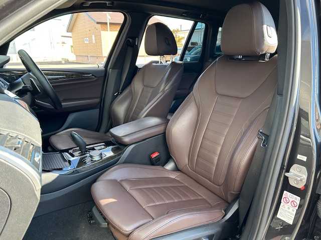 ＢＭＷ Ｘ３ 20d xDrive Mスポーツ 道東・釧路十勝 2018(平30)年 7.7万km ソフィスト・グレー・ブリリアント・エフェクト ４WD/純正HDDナビ/　CD/DVD/BT/USB/フルセグ/360°ビューモニター/ミラーETC/ドライビングアシスト/衝突回避ブレーキ/レーンキーピングアシスト/アクティブクルーズコントロール/パークディスタンスコントロール/パーキングアシスト/茶レザーシート/フロントパワーシート/全席シートヒーター/置くだけ充電/パワーバックドア/純正19インチAW/純正フロアマット