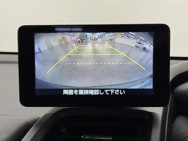 ホンダ Ｓ６６０ α 三重県 2018(平30)年 2.7万km プレミアムスターホワイトP ガソリンターボ/MR/F6/純正 6.1インチ センターディスプレイ（ディスプレイオーディオ）/（AM/FM/USB/Bluetooth/HDMI）/バックカメラ/ドライブレコーダー 前方/ETC/安全/・運転席用＆助手席用i-SRSエアバッグシステム/・i-サイドエアバッグシステム/・VSA/・EBD（電子制御制動力配分システム）付ABS/・ヒルスタートアシスト機能/装備/・HKS 2本出しマフラー『リーガマックス プレミアム』（純正マフラーあり）/・ハーフレザーシート/・クルーズコントロール/・オートライト/・LEDヘッドライト/・オートエアコン/・ステアリングスイッチ/・プッシュスタート/・パワーウインドウ/・パワーステアリング/・本革巻きステアリング/・フロント15x5J / リア16×6.5J 純正アルミホイール/・スマートキーx2