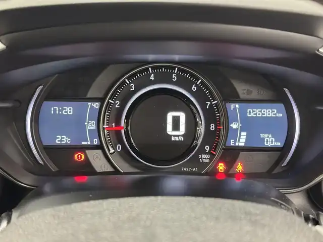 ホンダ Ｓ６６０ α 三重県 2018(平30)年 2.7万km プレミアムスターホワイトP ガソリンターボ/MR/F6/純正 6.1インチ センターディスプレイ（ディスプレイオーディオ）/（AM/FM/USB/Bluetooth/HDMI）/バックカメラ/ドライブレコーダー 前方/ETC/安全/・運転席用＆助手席用i-SRSエアバッグシステム/・i-サイドエアバッグシステム/・VSA/・EBD（電子制御制動力配分システム）付ABS/・ヒルスタートアシスト機能/装備/・HKS 2本出しマフラー『リーガマックス プレミアム』（純正マフラーあり）/・ハーフレザーシート/・クルーズコントロール/・オートライト/・LEDヘッドライト/・オートエアコン/・ステアリングスイッチ/・プッシュスタート/・パワーウインドウ/・パワーステアリング/・本革巻きステアリング/・フロント15x5J / リア16×6.5J 純正アルミホイール/・スマートキーx2