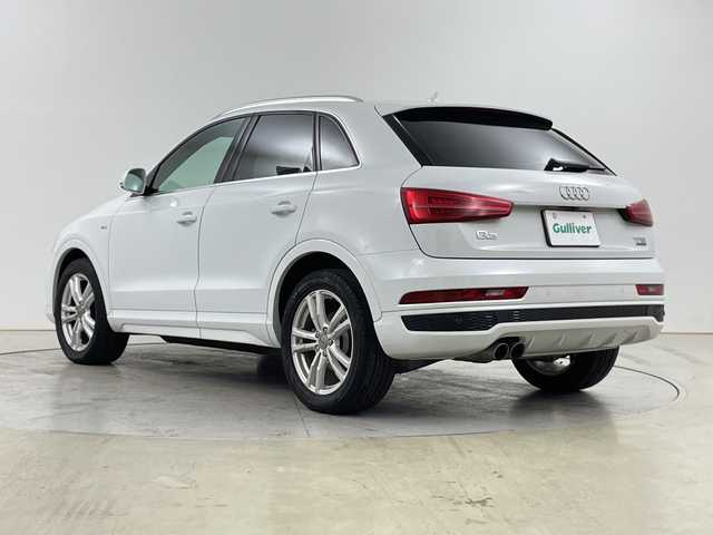 アウディ Ｑ３ 2．0 TFSI クワトロ 180PS Sライン 道央・札幌 2018(平30)年 7万km グレイシアホワイトメタリック ・４WD /ターボ/SラインPG/・純正ナビゲーション/・CD/DVD/Bluetooth/SD/・地デジTV・クルーズコントロール/・バックカメラ /・ハイビームアシスト/・LEDライト/オートライト/・ハーフレザーシート/・パワーシート/シートヒーター/・パドルシフト/・スペアキー×１/・保証書/取扱説明書