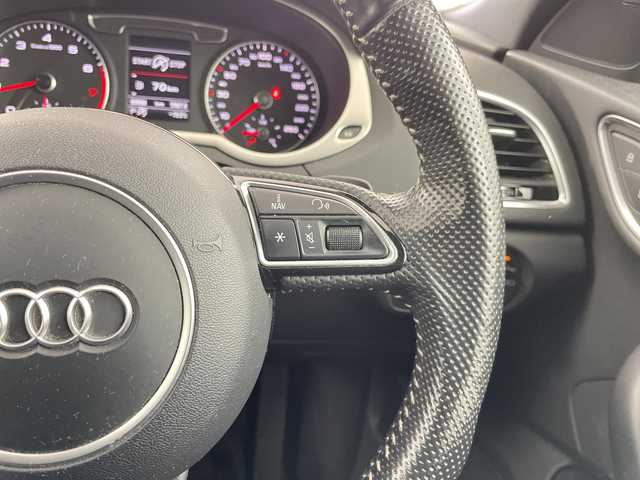 アウディ Ｑ３ 2．0 TFSI クワトロ 180PS Sライン 道央・札幌 2018(平30)年 7万km グレイシアホワイトメタリック ・４WD /ターボ/SラインPG/・純正ナビゲーション/・CD/DVD/Bluetooth/SD/・地デジTV・クルーズコントロール/・バックカメラ /・ハイビームアシスト/・LEDライト/オートライト/・ハーフレザーシート/・パワーシート/シートヒーター/・パドルシフト/・スペアキー×１/・保証書/取扱説明書