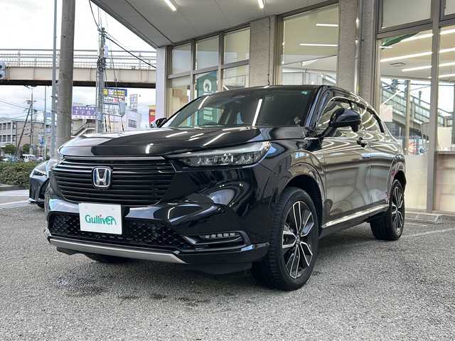 ホンダ ヴェゼル ハイブリッド e:HEV Z 兵庫県 2021(令3)年 4.4万km クリスタルブラックパール ワンオーナー/HondSENSING/Honda CONNECTディスプレー＋ETC2.0車載器/フルセグテレビ（走行中視聴不可）/前後ドライブレコーダー/ブレーキホールド/パドルシフト/バックカメラ/シートヒーター（D+N席）/ハンズフリーアクセスパワーテールゲート/ブラインドスポットインフォメーション/パーキングアシスト/アダプティブクルーズコントロール/ダウンヒルアシストコントロール/アンチロック・ブレーキ・システム/レーンキープアシスト/前後コーナーセンサー/横滑り防止装置/盗難防止装置/オートマチックハイビーム/パワーステアリング/パワーウィンドウ/純正フロアマット/純正アルミホイール（18インチ）/LEDヘッドライト/スマートキー/スペアキー（1本）/保証書/取扱説明書