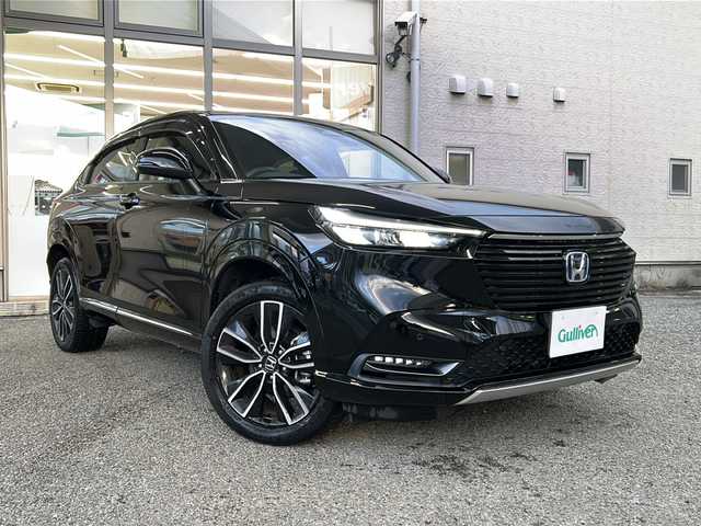 ホンダ ヴェゼル ハイブリッド e:HEV Z 兵庫県 2021(令3)年 4.4万km クリスタルブラックパール ワンオーナー/HondSENSING/Honda CONNECTディスプレー＋ETC2.0車載器/フルセグテレビ（走行中視聴不可）/前後ドライブレコーダー/ブレーキホールド/パドルシフト/バックカメラ/シートヒーター（D+N席）/ハンズフリーアクセスパワーテールゲート/ブラインドスポットインフォメーション/パーキングアシスト/アダプティブクルーズコントロール/ダウンヒルアシストコントロール/アンチロック・ブレーキ・システム/レーンキープアシスト/前後コーナーセンサー/横滑り防止装置/盗難防止装置/オートマチックハイビーム/パワーステアリング/パワーウィンドウ/純正フロアマット/純正アルミホイール（18インチ）/LEDヘッドライト/スマートキー/スペアキー（1本）/保証書/取扱説明書