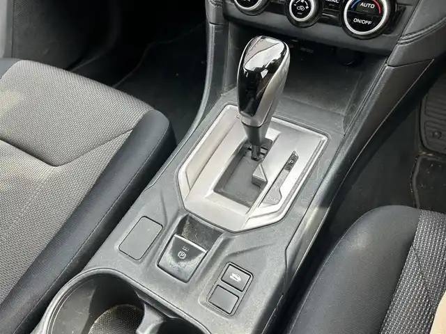 スバル インプレッサ スポーツ 1．6i－Lアイサイト 大阪府 2017(平29)年 7.8万km 青 ACC/ナビ/TV/バック・サイドカメラ/純正16インチAW/ブラインドスポット/クリアランスソナー/パドルシフト/ETC