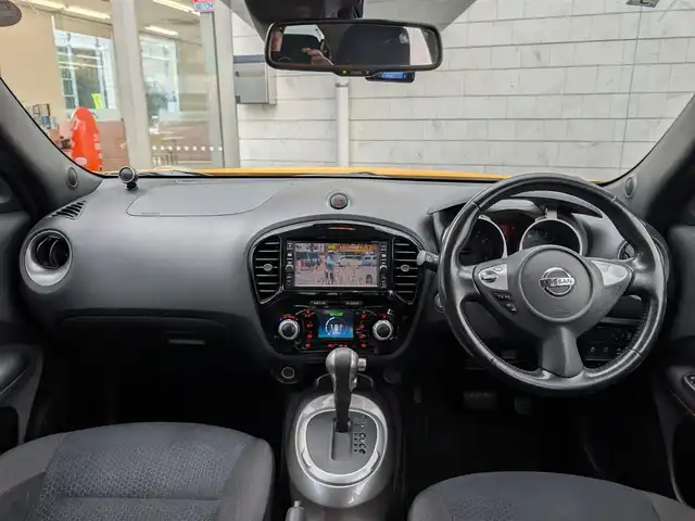 日産 ジューク 15RX Vセレクション 埼玉県 2017(平29)年 8.2万km サンライトイエロー 純正メモリナビ(MJ116D-W)/フルセグテレビ/バックカメラ/アラウンドビュー/ドライブレコーダー(KENWOOD DRV-MR740)/純正フロアマット/純正ドアバイザー/プッシュスタート/ETC2.0/HIDヘッドライト/スマートキー×2/整備記録簿(H29、H30、R1、R2、R5、R6、R7)